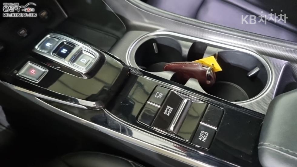 Hyundai Sonata — miniaturë 14