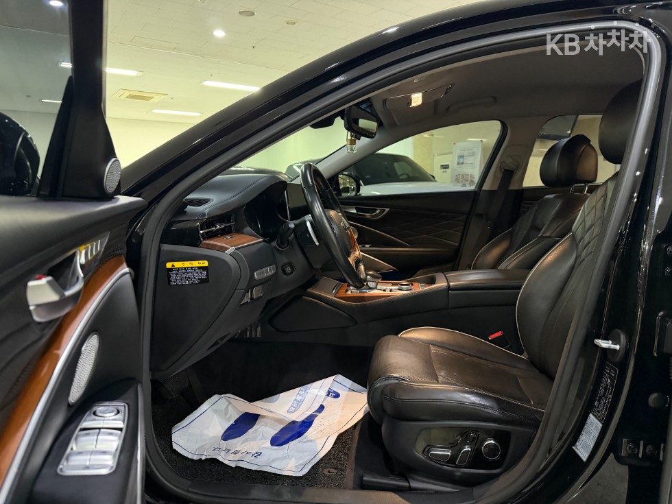 Kia K9 — miniaturë 6