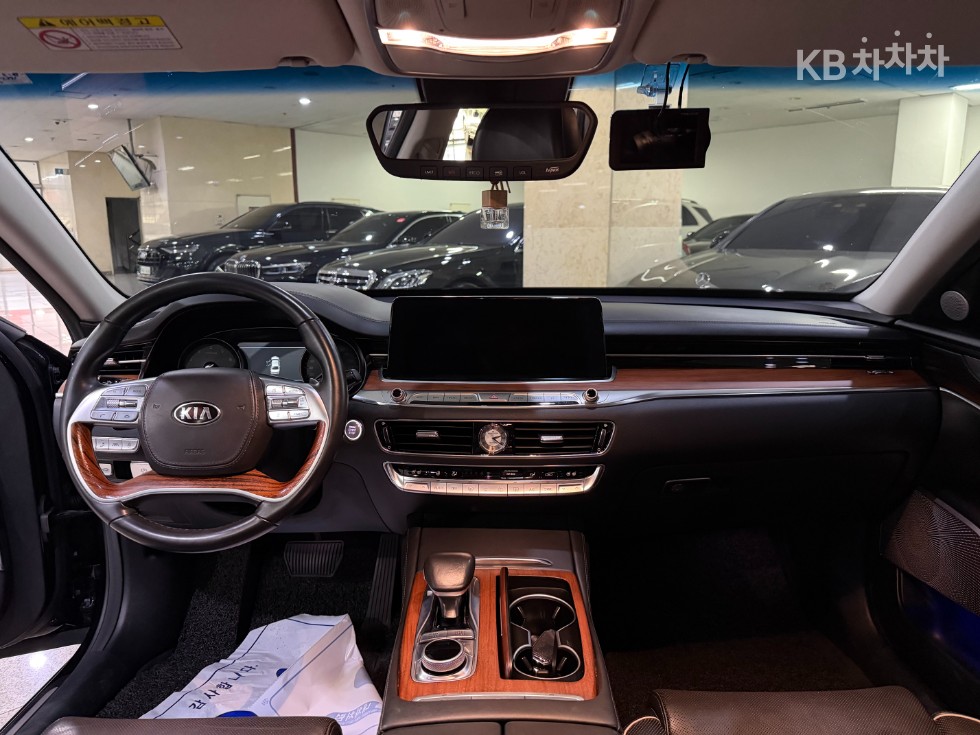 Kia K9 — miniaturë 9