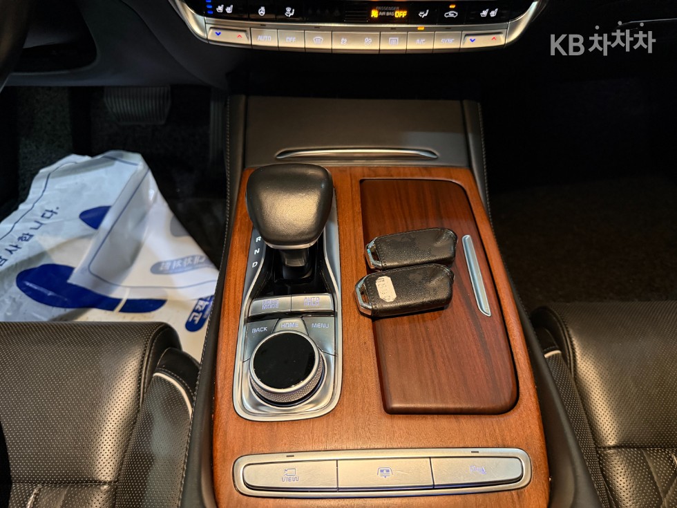 Kia K9 — miniaturë 13