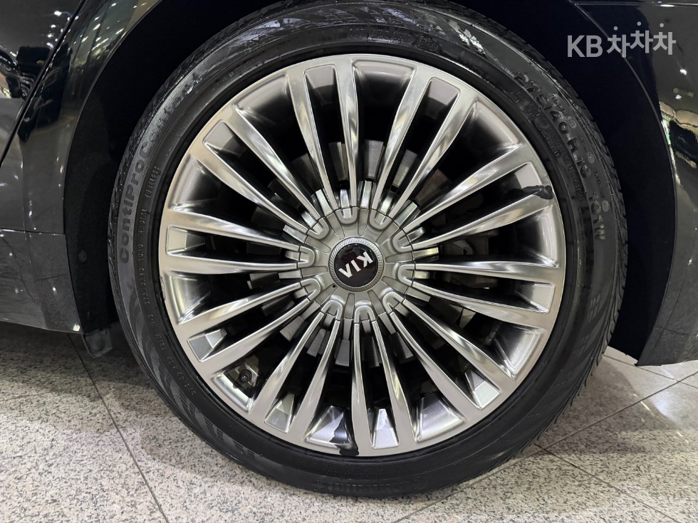 Kia K9 — miniaturë 21