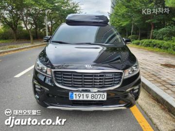 Kia Carnival 9  seats 2.2  diesel  prestige — foto 1