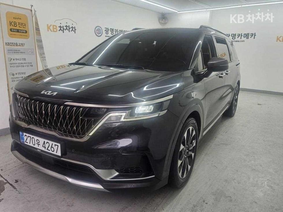 Kia Carnival — miniaturë 2