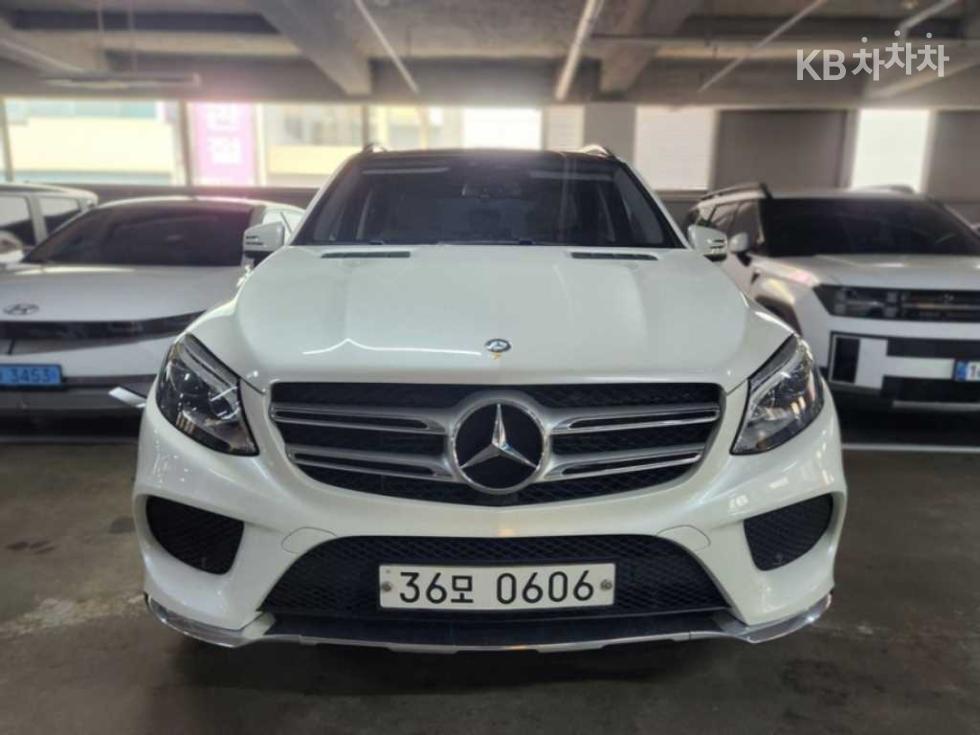 Mercedes-Benz GLE-Class