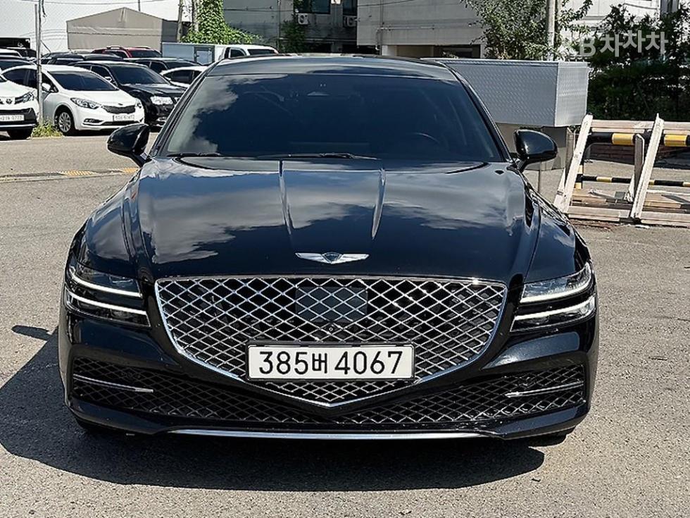 جينيسيس G80