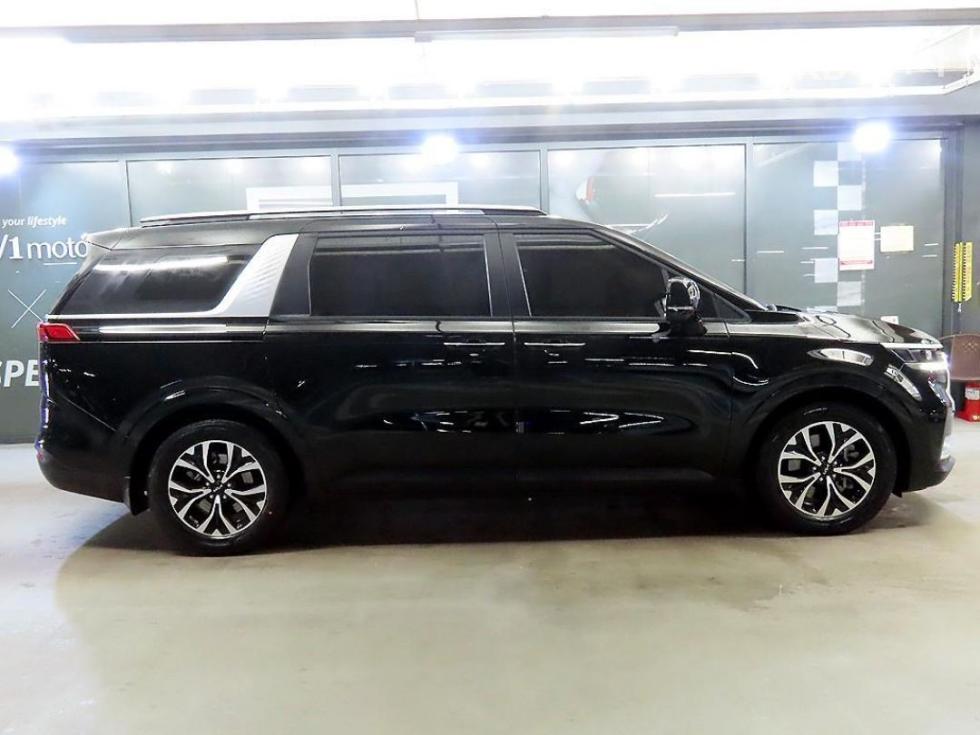 Kia Carnival — miniaturë 6