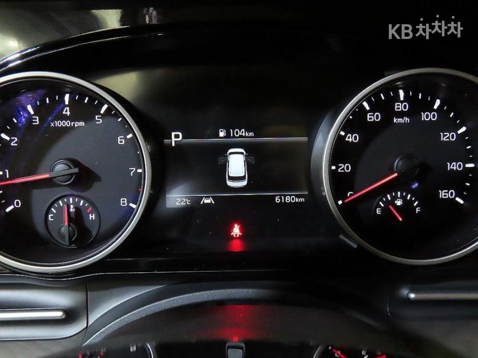 Kia Carnival — miniaturë 3