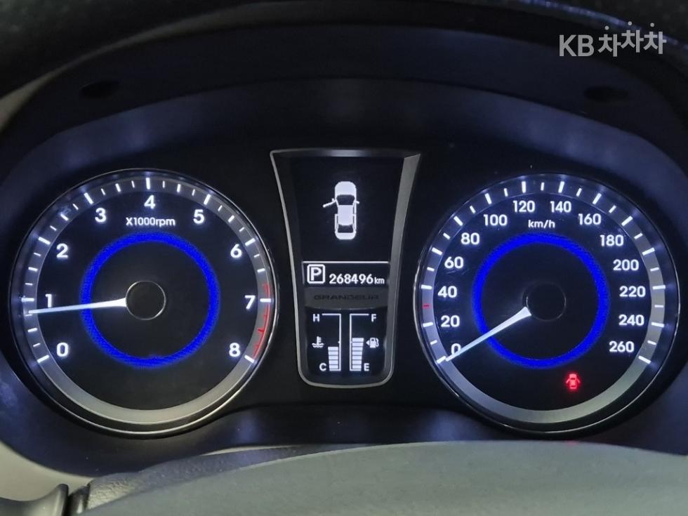 Hyundai Grandeur — miniaturë 6