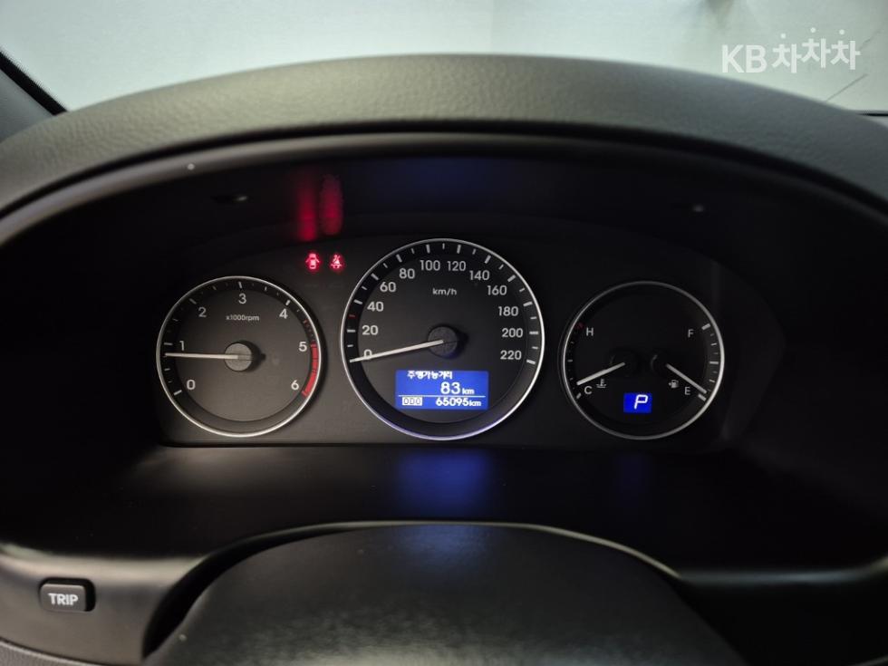 Hyundai Starex — miniaturë 6