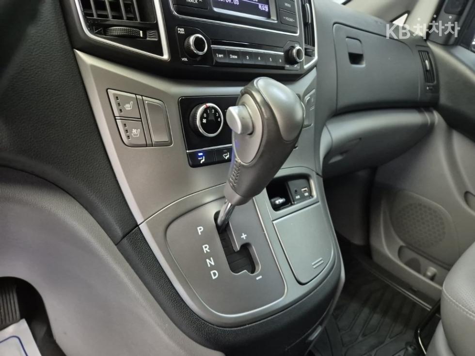 Hyundai Starex — miniaturë 8