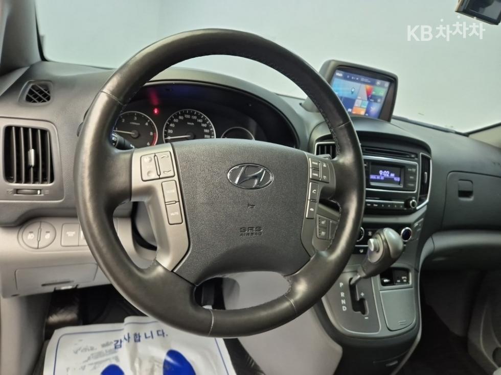 Hyundai Starex — miniaturë 9