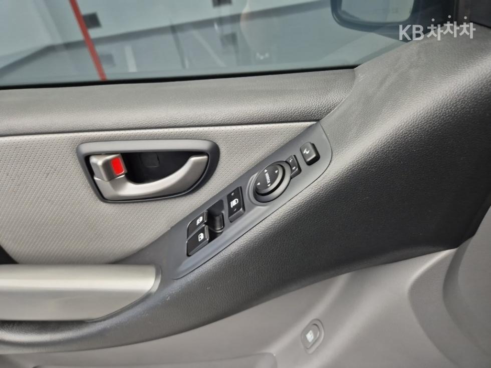 Hyundai Starex — miniaturë 17
