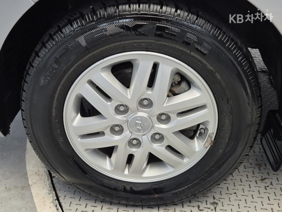 Hyundai Starex — miniaturë 19
