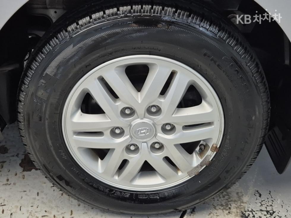 Hyundai Starex — miniaturë 20