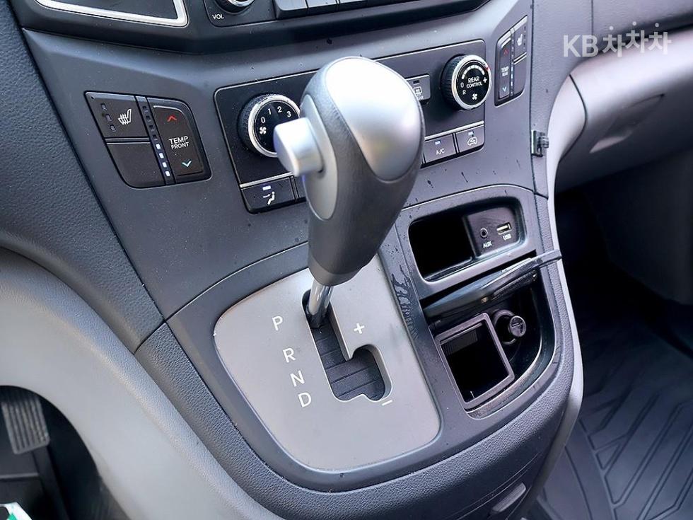 Hyundai Starex — miniaturë 7
