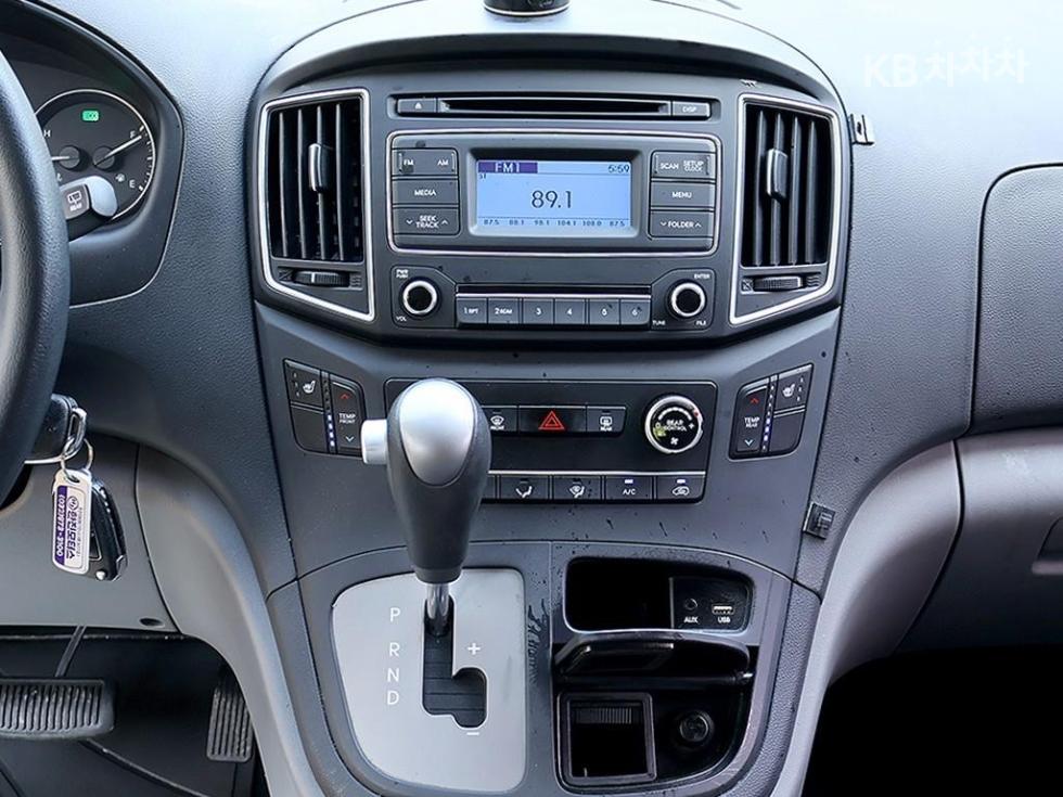 Hyundai Starex — miniaturë 9