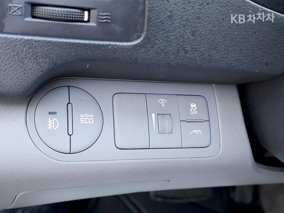 Hyundai Starex — miniaturë 12
