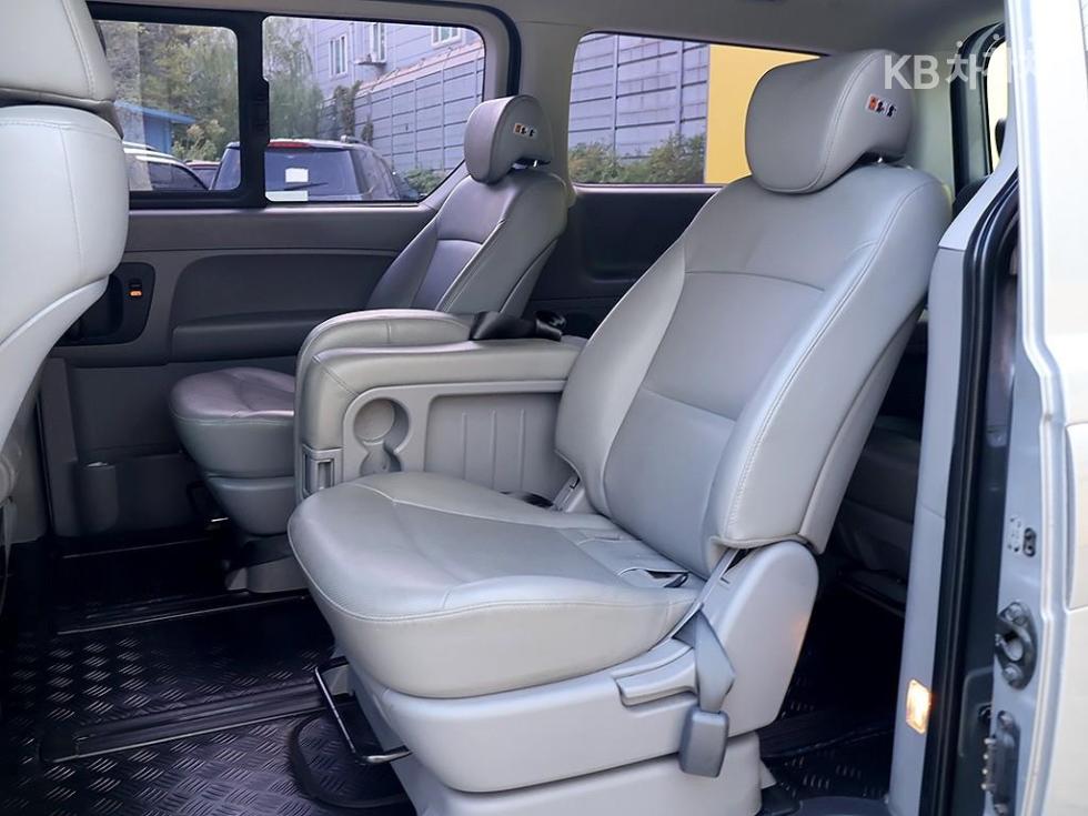 Hyundai Starex — miniaturë 15