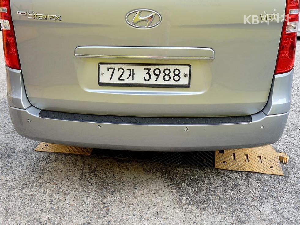 Hyundai Starex — miniaturë 18