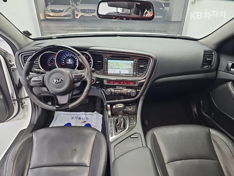 Kia K5 — miniaturë 7