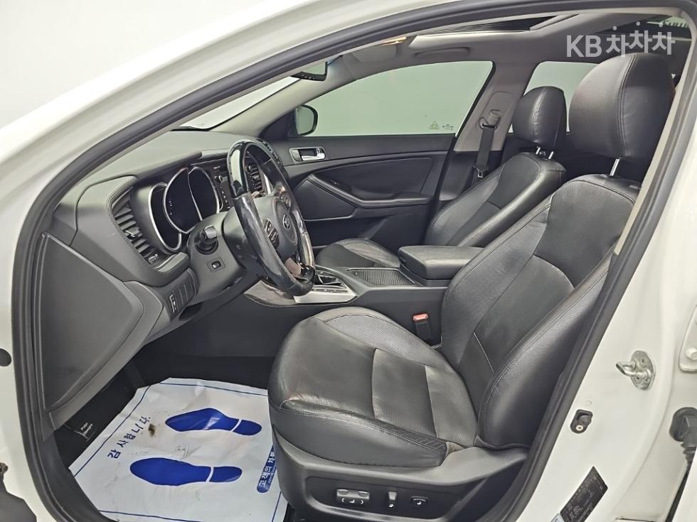 Kia K5 — miniaturë 11