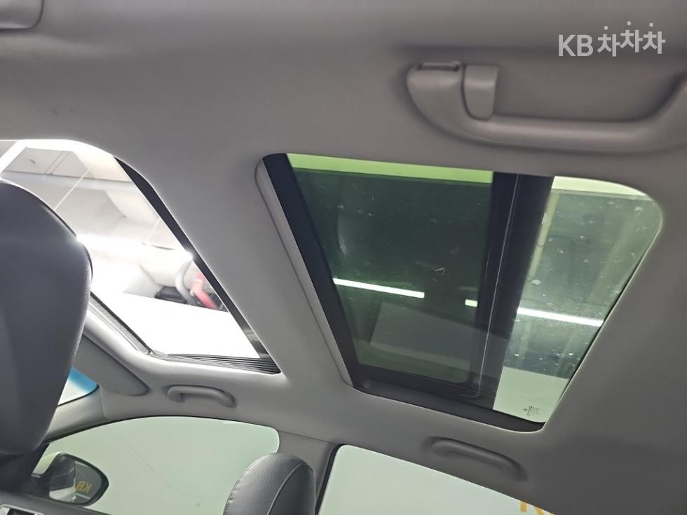 Kia K5 — miniaturë 14