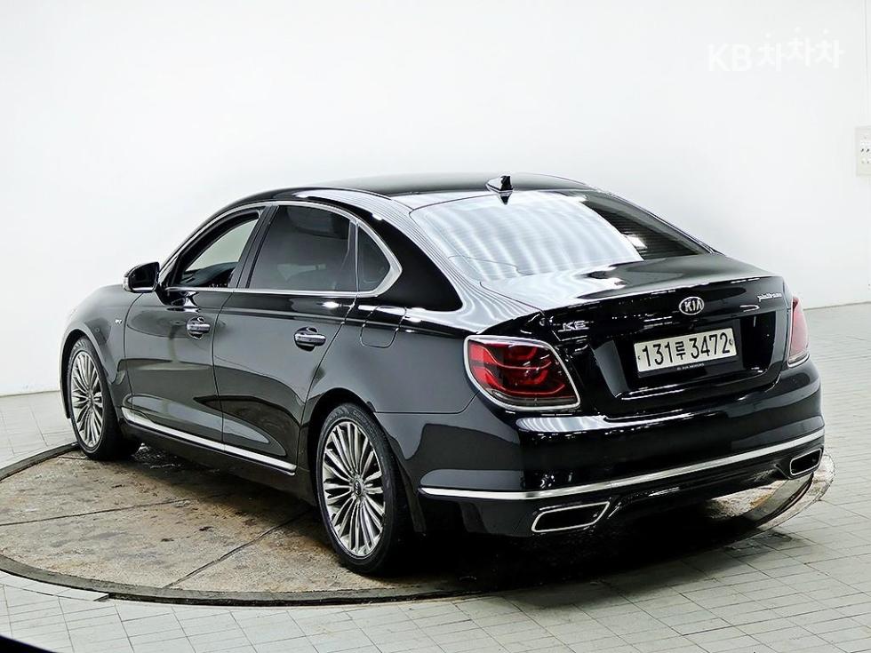 Kia K9 — miniaturë 4