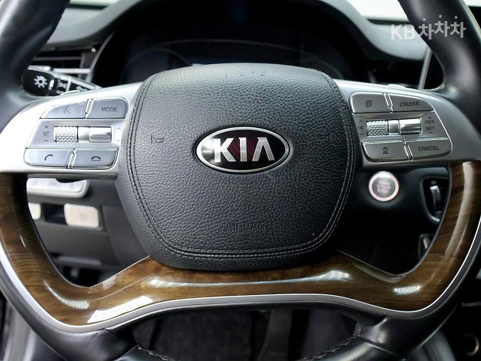 Kia K9 — miniaturë 15