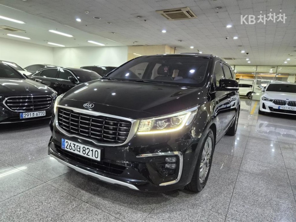 Kia Карнивал