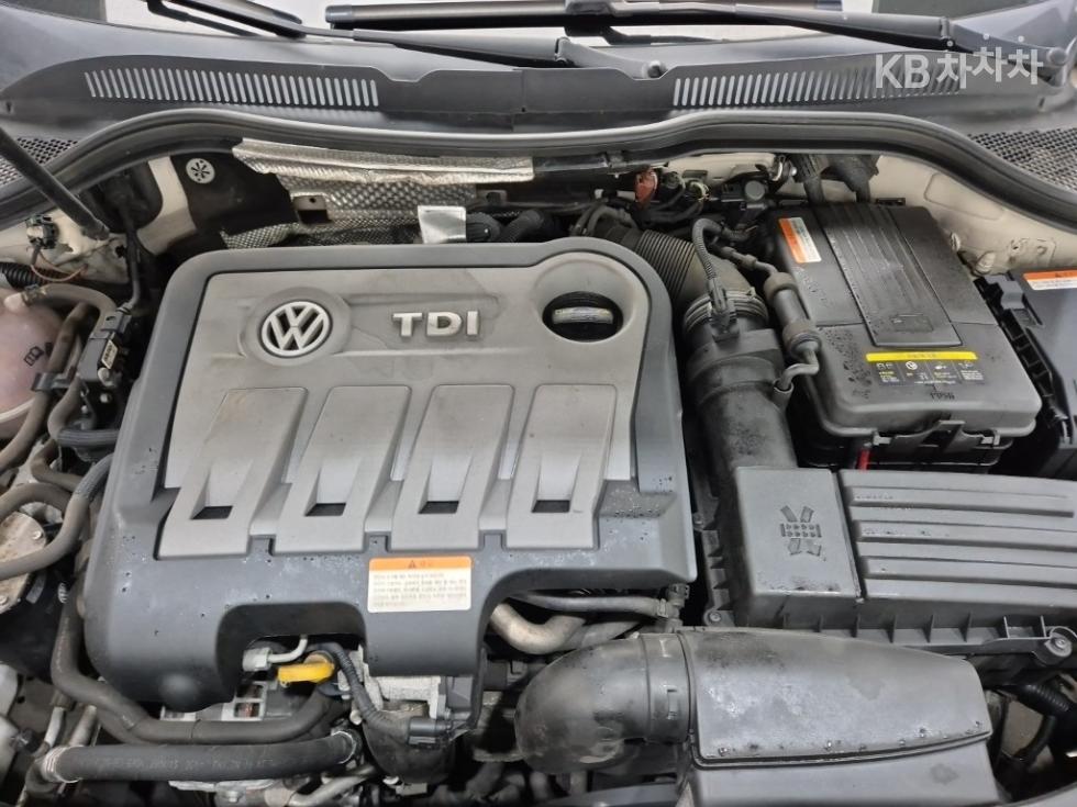 Volkswagen Passat CC — miniaturë 5