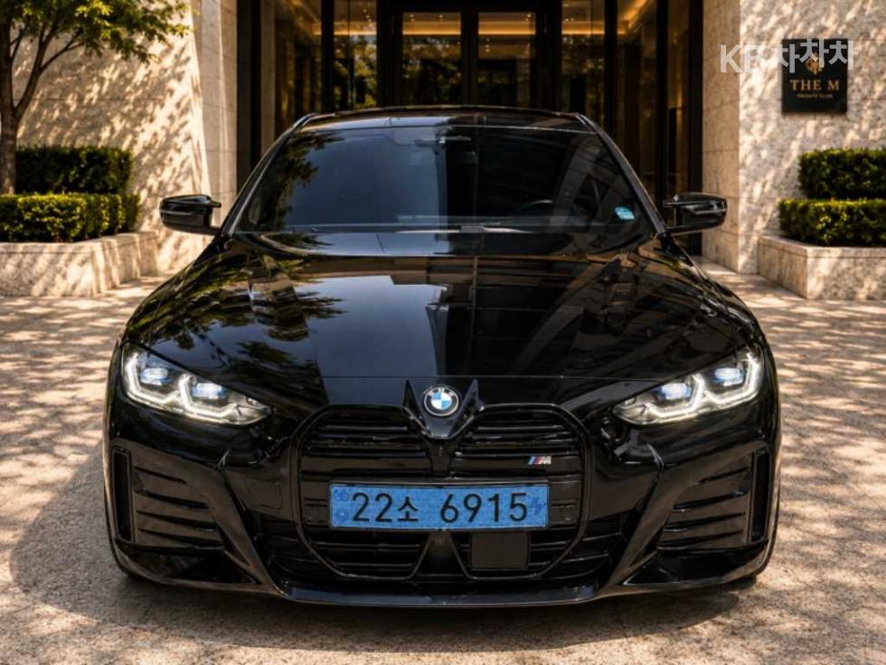BMW i4 2023년식 BMW i4 eDrive40 M Sport Pro
