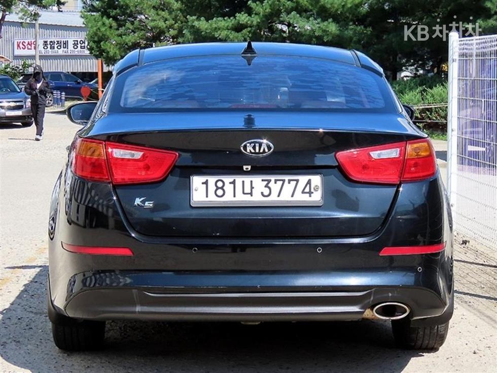 Kia K5 — miniaturë 4