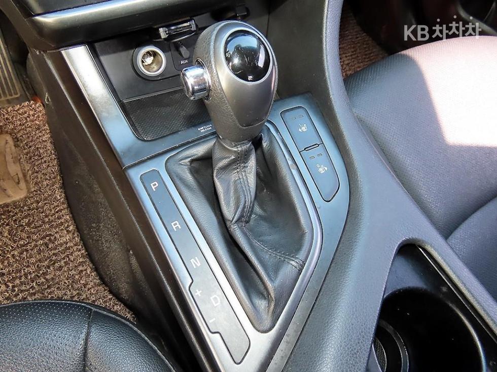 Kia K5 — miniaturë 10
