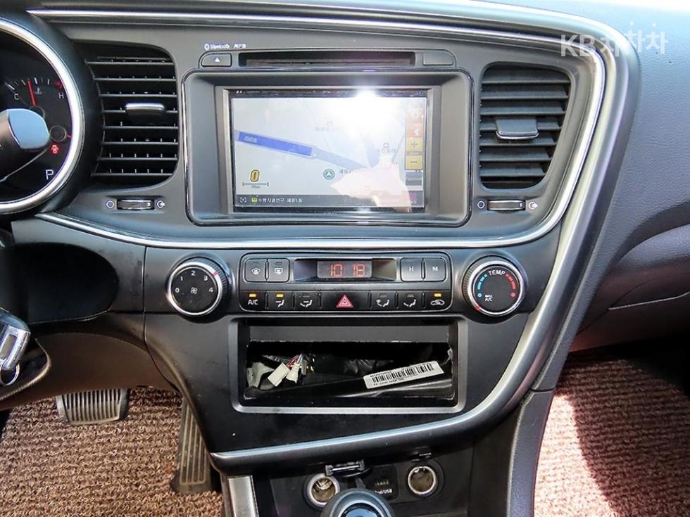 Kia K5 — miniaturë 11