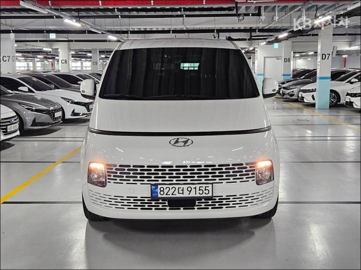 Hyundai Staria 3.5 LPG 카고 5 모던 — foto 1