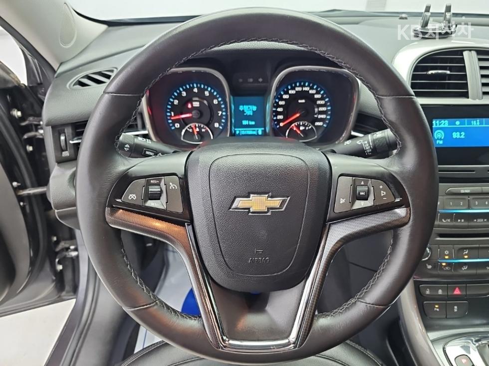 Chevrolet Malibu — miniaturë 9