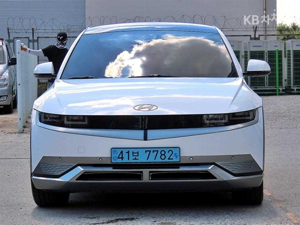 현대 아이오닉5 2022년식 현대 아이오닉5 롱레인지 AWD 프레스티지