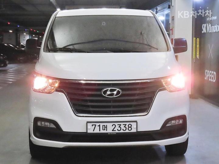 Hyundai Starex — miniaturë 2