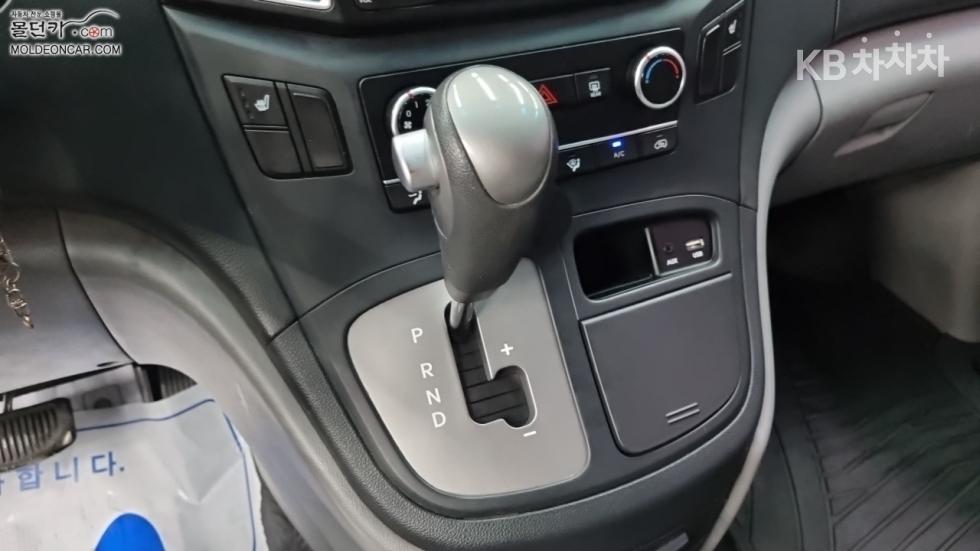 Hyundai Starex — miniaturë 11
