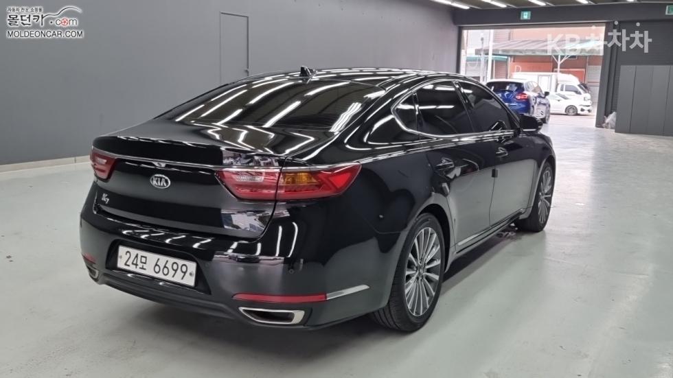 Kia K7 — miniaturë 2