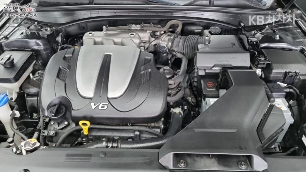 Kia K7 — miniaturë 8