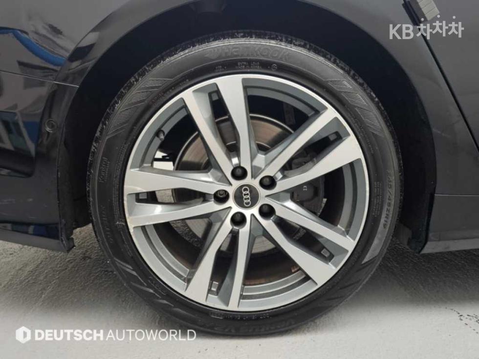 Audi A6 — miniaturë 5