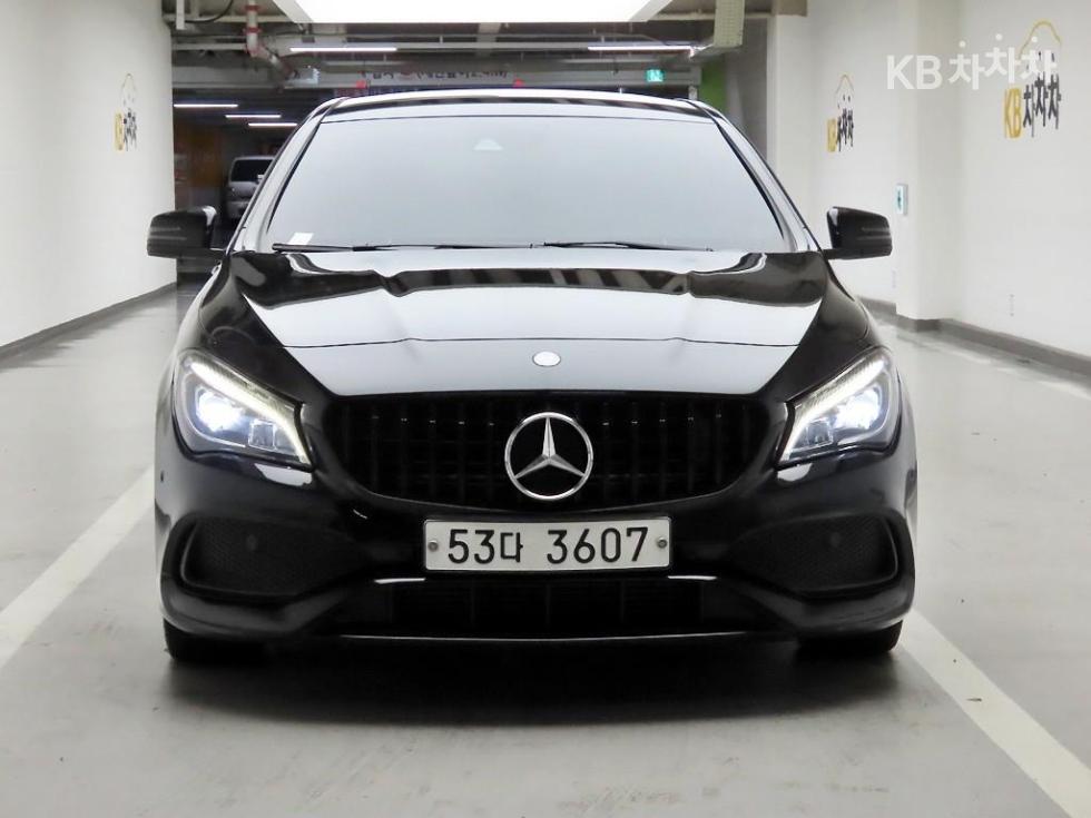 Mercedes-Benz CLA-Class
