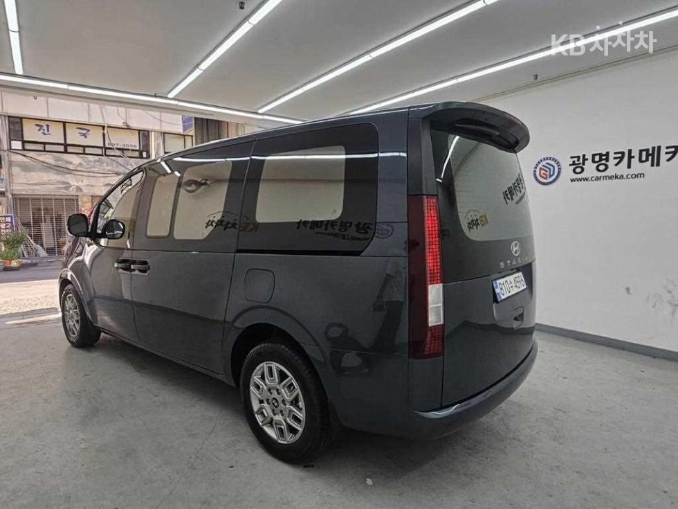 Hyundai Staria — miniaturë 3