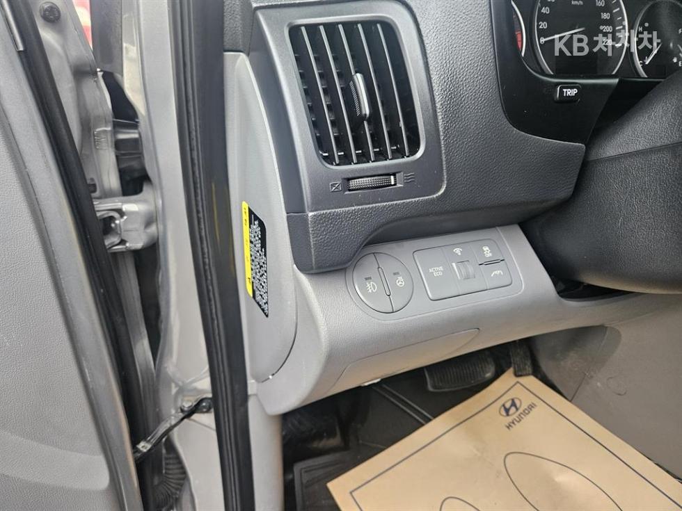 Hyundai Starex — miniaturë 5