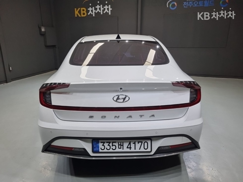 Hyundai Sonata Smart — фото 3