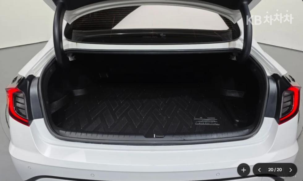 Hyundai Sonata — miniaturë 18