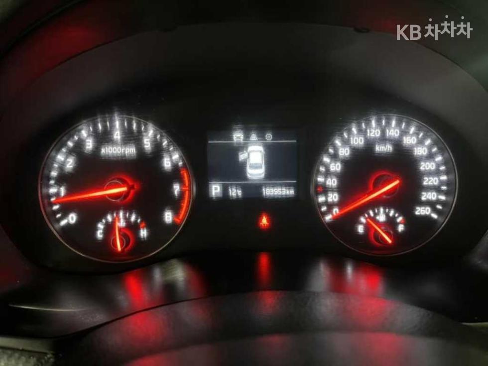 Kia K7 — miniaturë 12