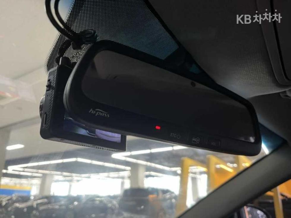 Kia K7 — miniaturë 13