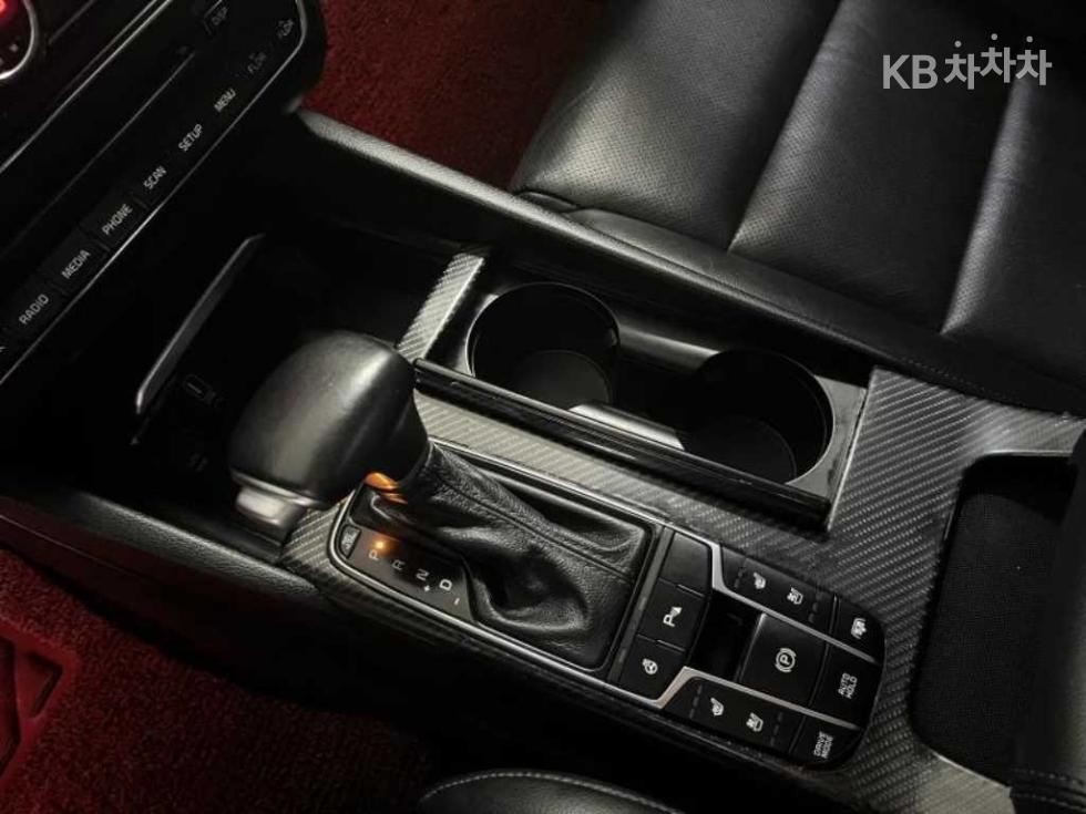 Kia K7 — miniaturë 16